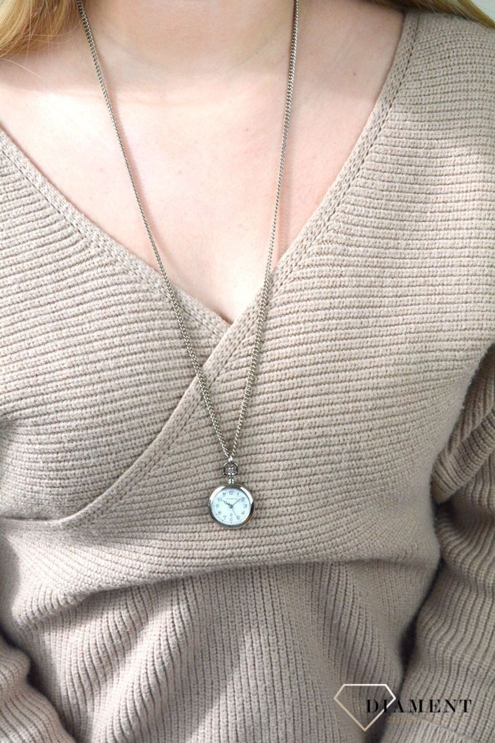 Zegarek kieszonkowy JVD Mały Okrągły Srebrny z cyframi arabskimi LK09 (2).jpg