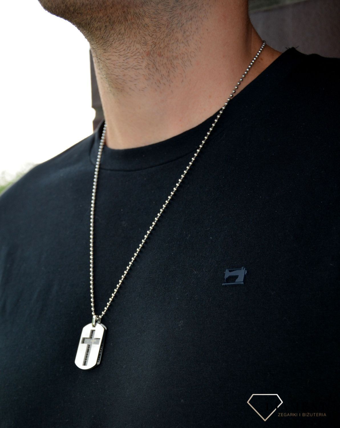Naszyjnik męski nieśmiertelnik z motywem krzyża DIA-NAS-N212234-STAL. Świetny pomysł na prezent dla mężczyzny.jpg