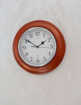 Zegar sterowany radiowo drewniany JVD NR27043.23 Radio Controlled zegar drewnianej obudowie sterowany falami radiowymi (2).JPG