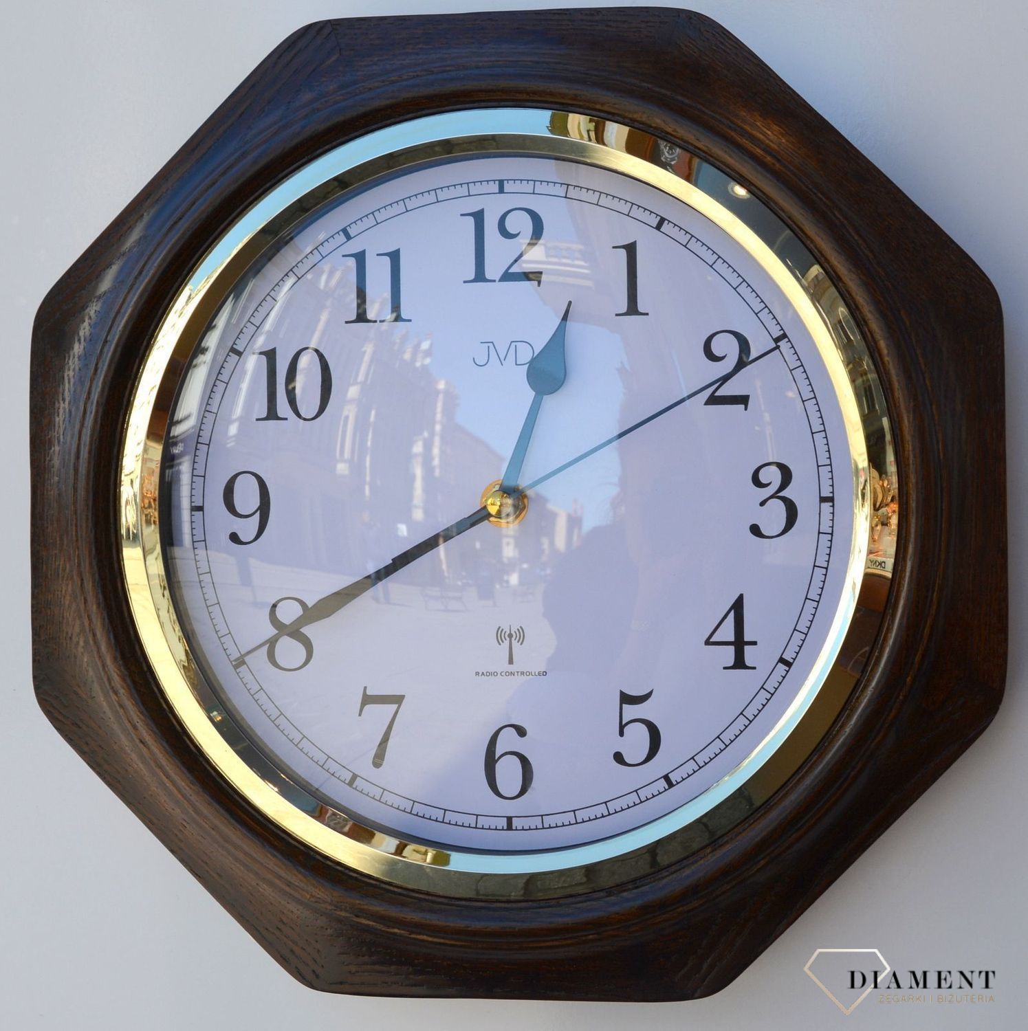 Zegar sterowany radiowo drewniany JVD NR7172.2 RADIO CONTROLLED.jpg