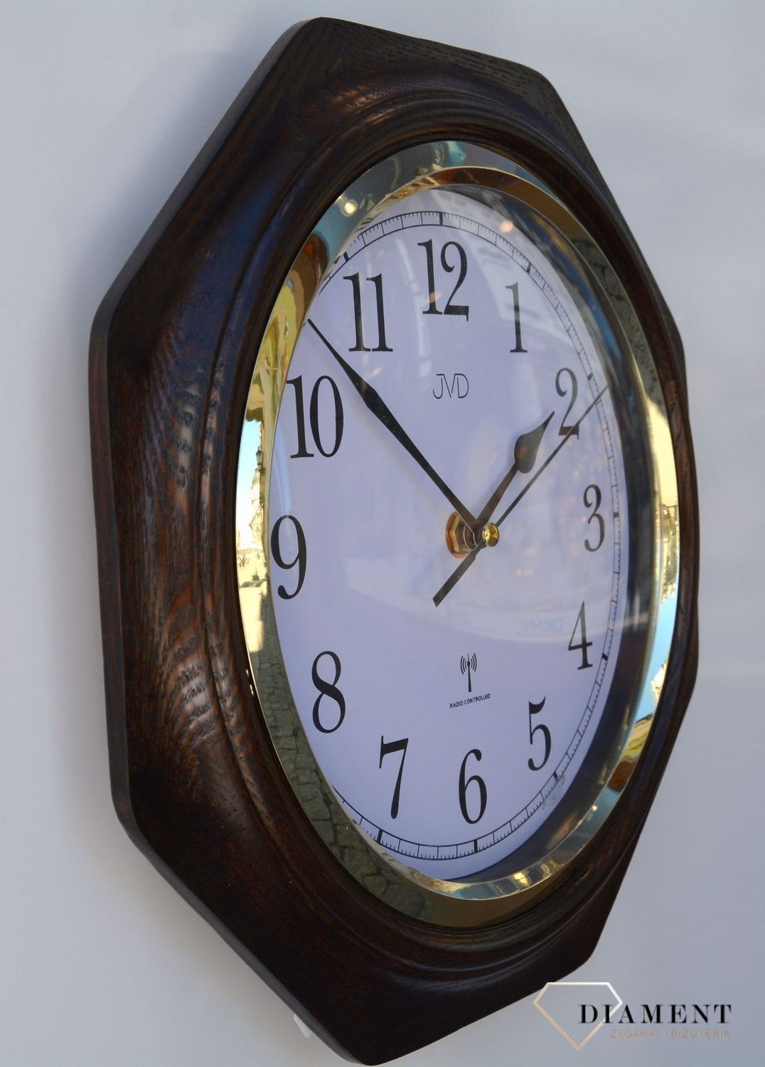 Zegar sterowany radiowo drewniany JVD NR7172.2 RADIO CONTROLLED.jpg