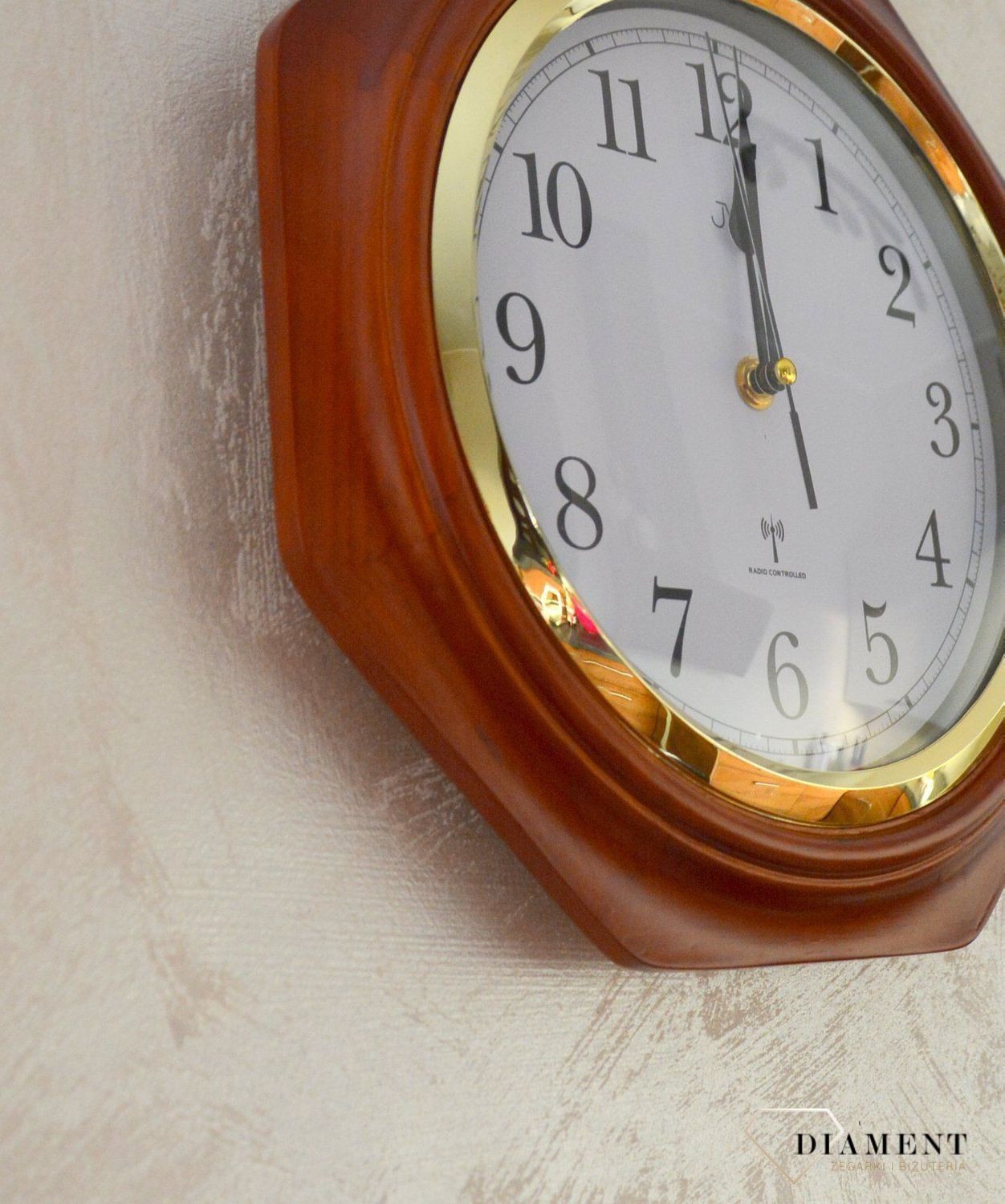 Zegar sterowany radiowo drewniany JVD NR7172.3 RADIO CONTROLLED.jpg