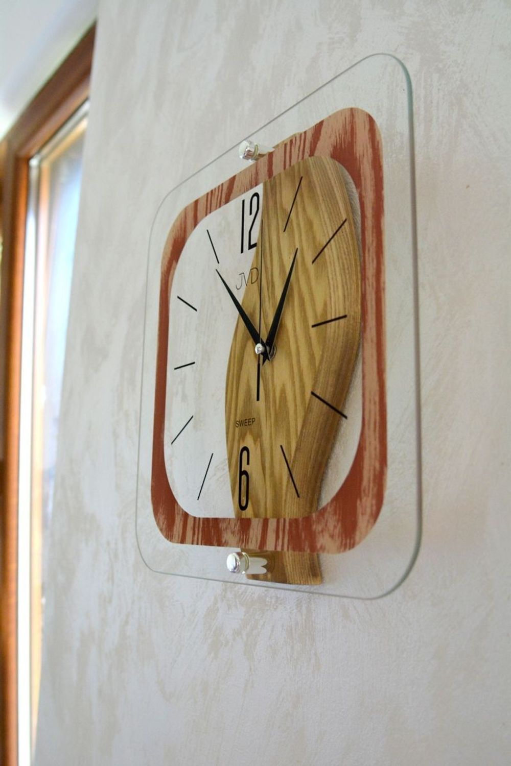 Nowoczesny zegar ścienny do salonu JVD kwadratowy NS19035.jpg