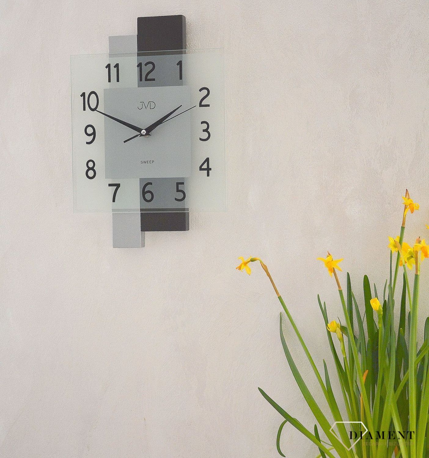 Nowoczesny zegar ścienny w kwadratowej obudowie ze szkłem JVD NS19042 (2).jpg