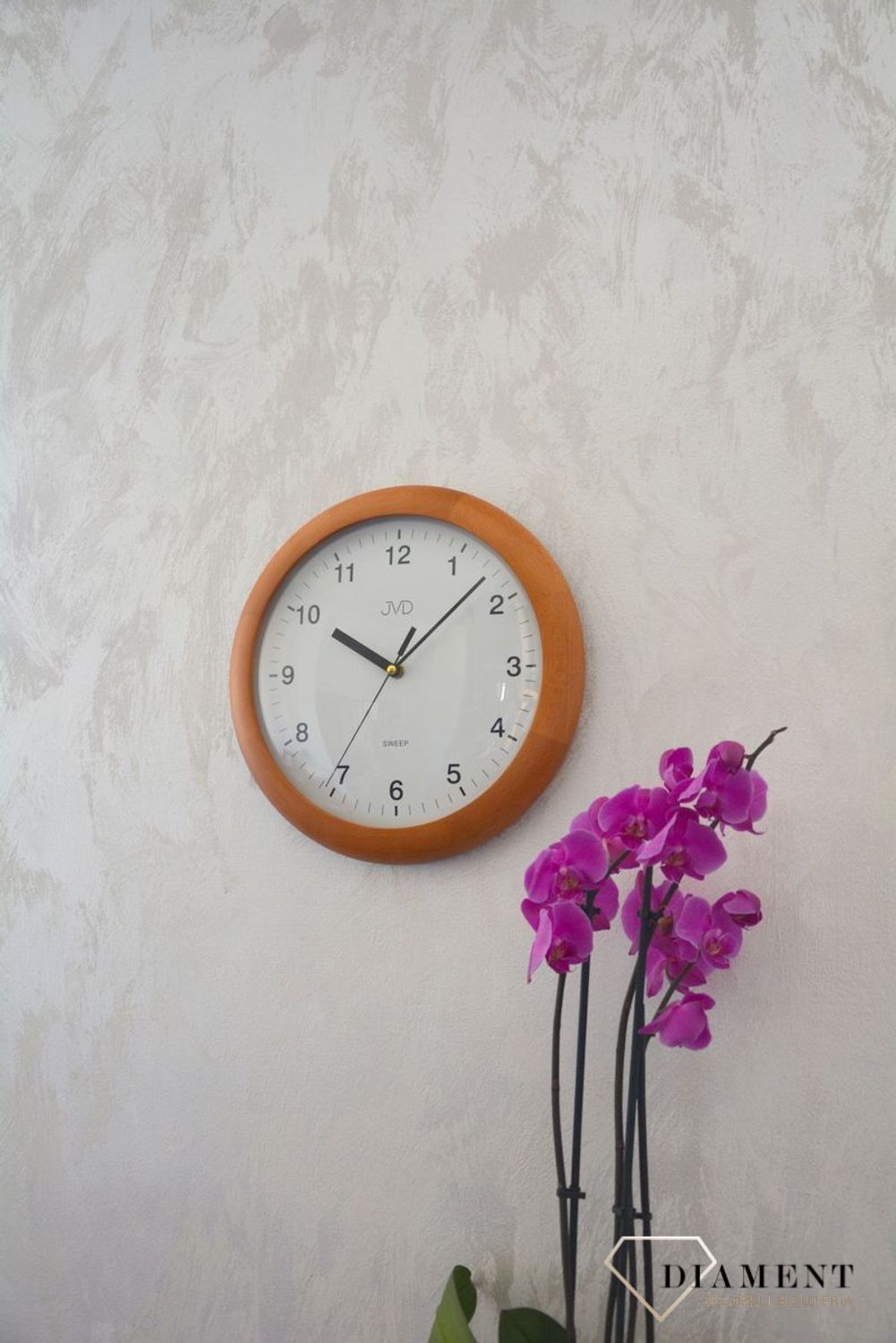 Zegar ścienny drewniany okrągły JVD dąb NS2341.41 ✅ Zegar ścienny okrągły wykonany z drewna w kolorze jasnego dębu. ✅.jpg