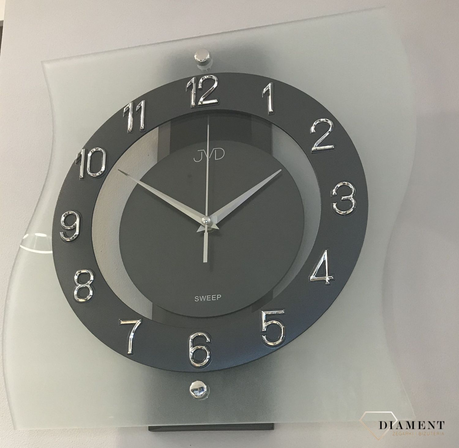 Piękny zegar ścienny idealny do salonu, kuchni. Zegar JVD w szklanej obudowie z ciemną tarczą i wyraźnymi cyframi arabskimi. Darmowa wysyłka!.jpg