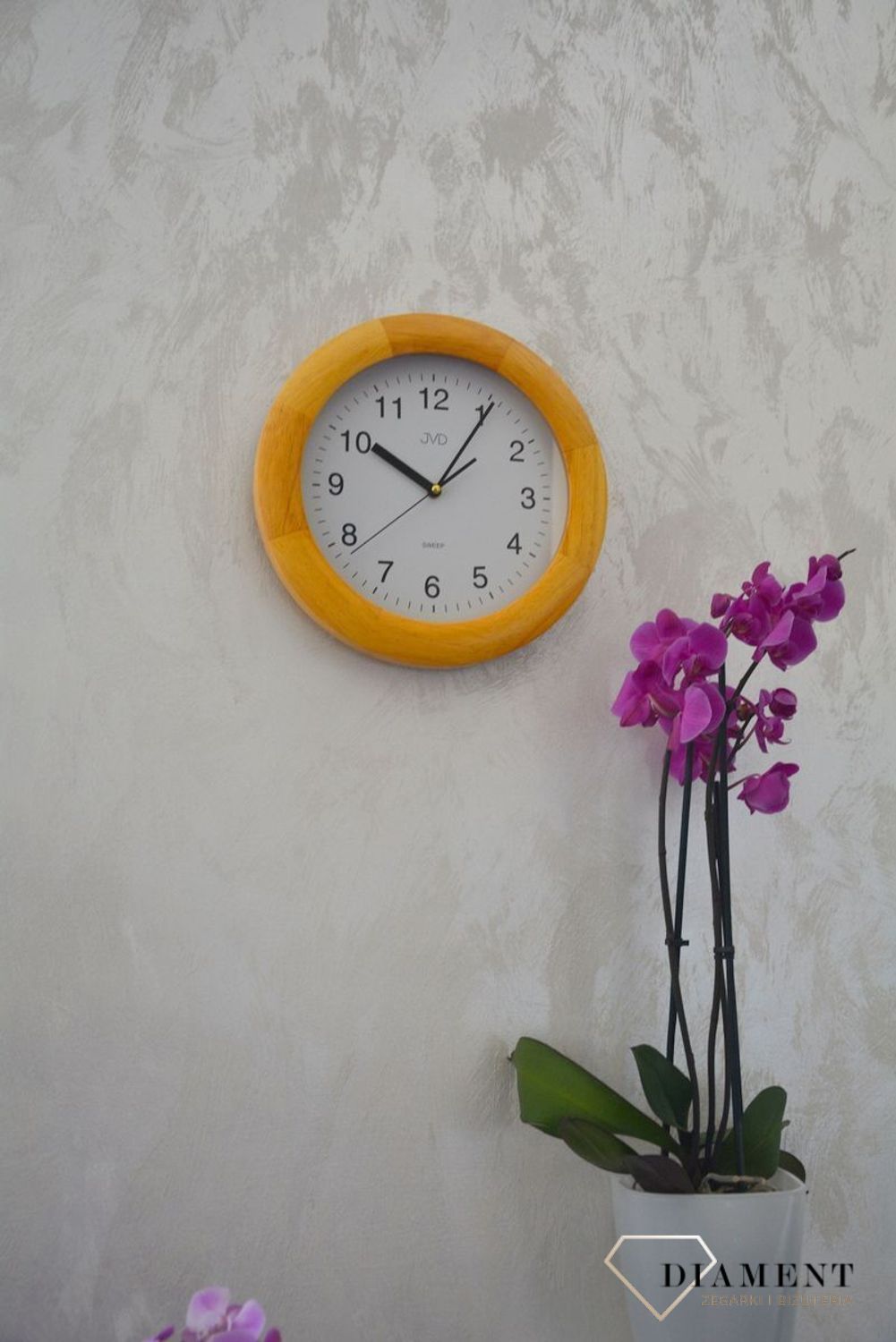 Zegar drewniany okrągły JVD w kolorze jasnego, ciepłego dębu NS7017.2 ✅ Zegar w okrągłej obudowie w kolorze jasnego dębu. ✅ (2).jpg
