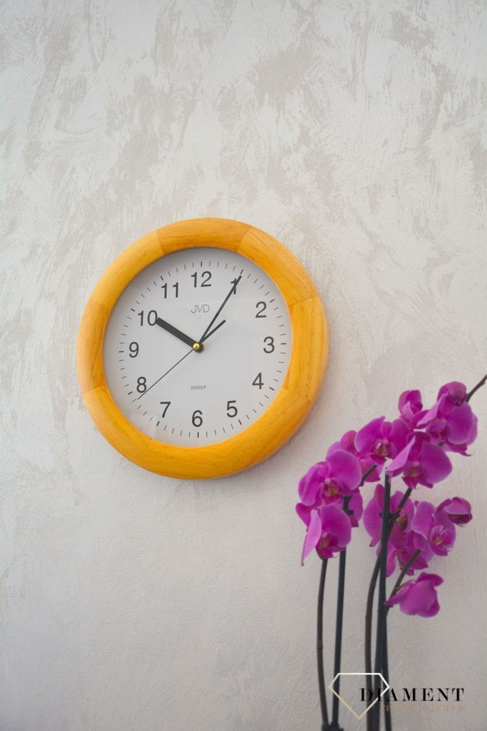 Zegar drewniany okrągły JVD w kolorze jasnego, ciepłego dębu NS7017.2 ✅ Zegar w okrągłej obudowie w kolorze jasnego dębu. ✅ (2).jpg