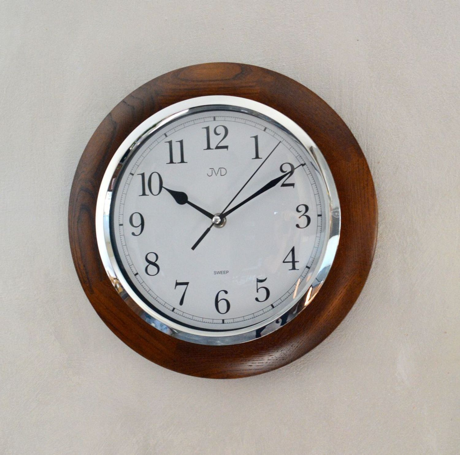 Zegar ścienny drewniany JVD okrągły brąz NS7111.11.  Zegar ścienny okrągły. Zegar ścienny do kuchni. Zegar ścienny drewniany. Ścienny zegar do pokoju..jpg