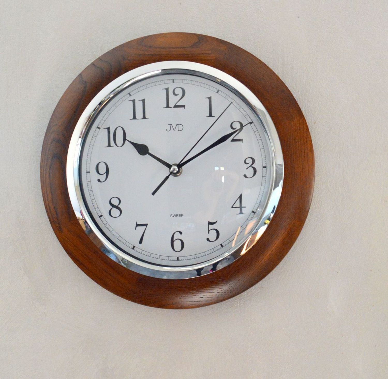 Zegar ścienny drewniany JVD okrągły brąz NS7111.11.  Zegar ścienny okrągły. Zegar ścienny do kuchni. Zegar ścienny drewniany. Ścienny zegar do pokoju..jpg