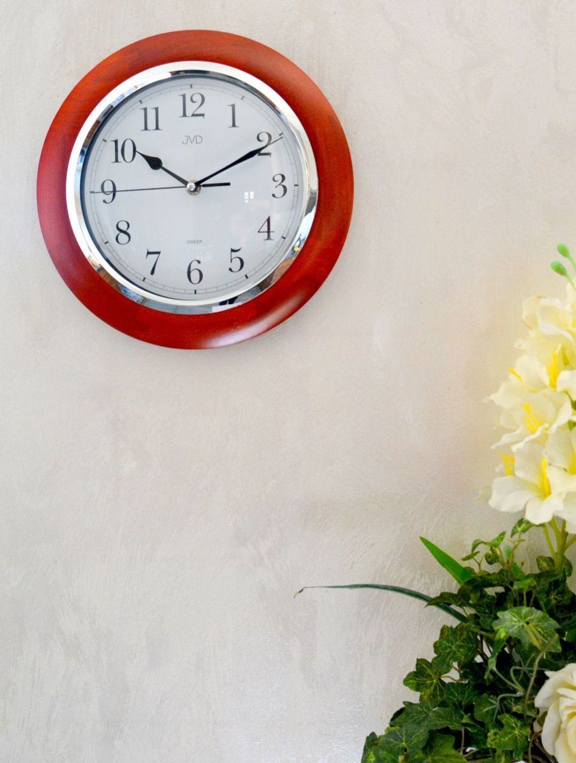 Zegar ścienny drewniany JVD okrągły ciemny brąz NS7111.41. Zegar ścienny okrągły. Zegar ścienny do kuchni. Zegar ścienny drewniany. Ścienny zegar do pokoju..jpg