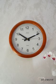 Zegar ścienny drewniany JVD wykonany z drewnianej obudowy. Zegar w kolorze dębu, pasujący do większości wnętrz. Darmowa wysyłka! Zapraszamy www.zegarki-diament (8).JPG