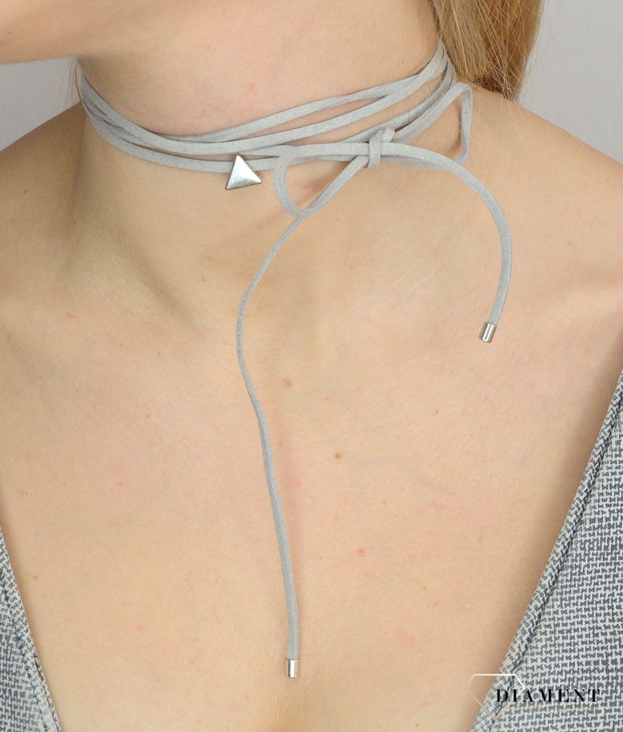 Naszyjnik choker damski szary By Dziubeka trójkącik NIL2084  ✓Biżuteria damska.jpg