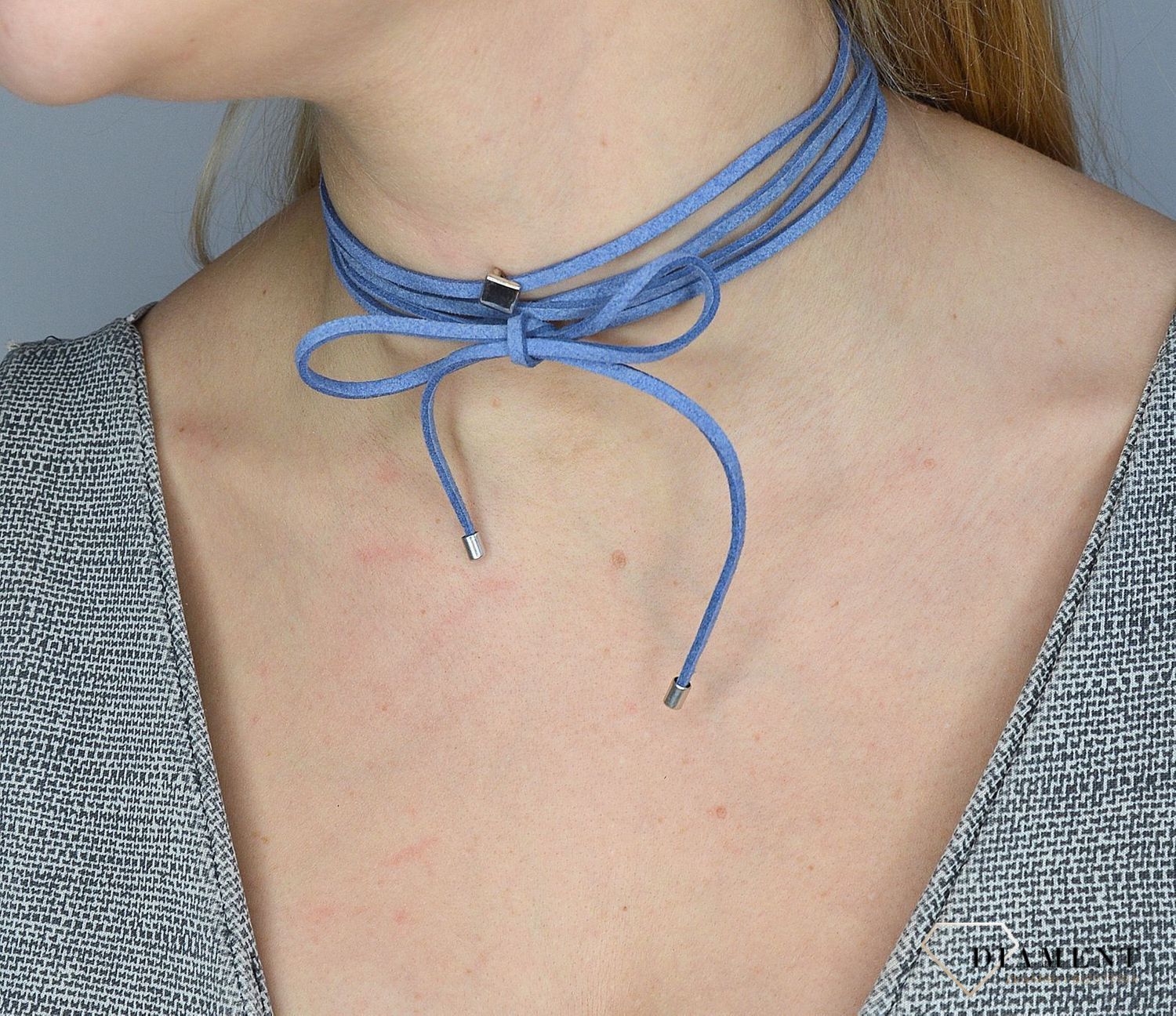 Naszyjnik choker bransoletka niebieski rzemyk z rombem DIA-NSZ-0055-NIEBIESKI.jpg