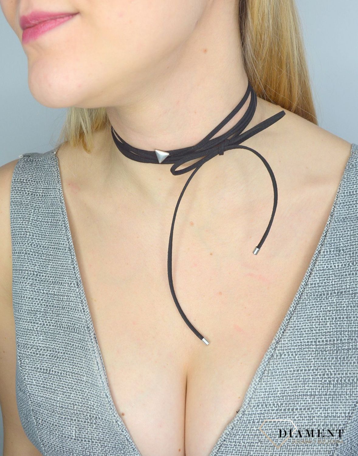 Naszyjnik choker damski czarny By Dziubeka trójkąt NIL2056 ✓Biżuteria damska ✓.jpg