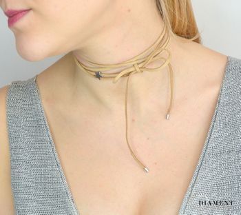 Naszyjnik choker bransoletka beżowy rzemyk z gwiazdką DIA-NSZ-0065-BEŻ Choker (1).JPG