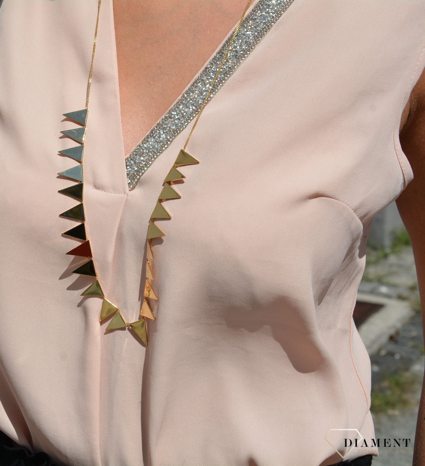 Naszyjnik damski pozłacany trójkąty.jpg