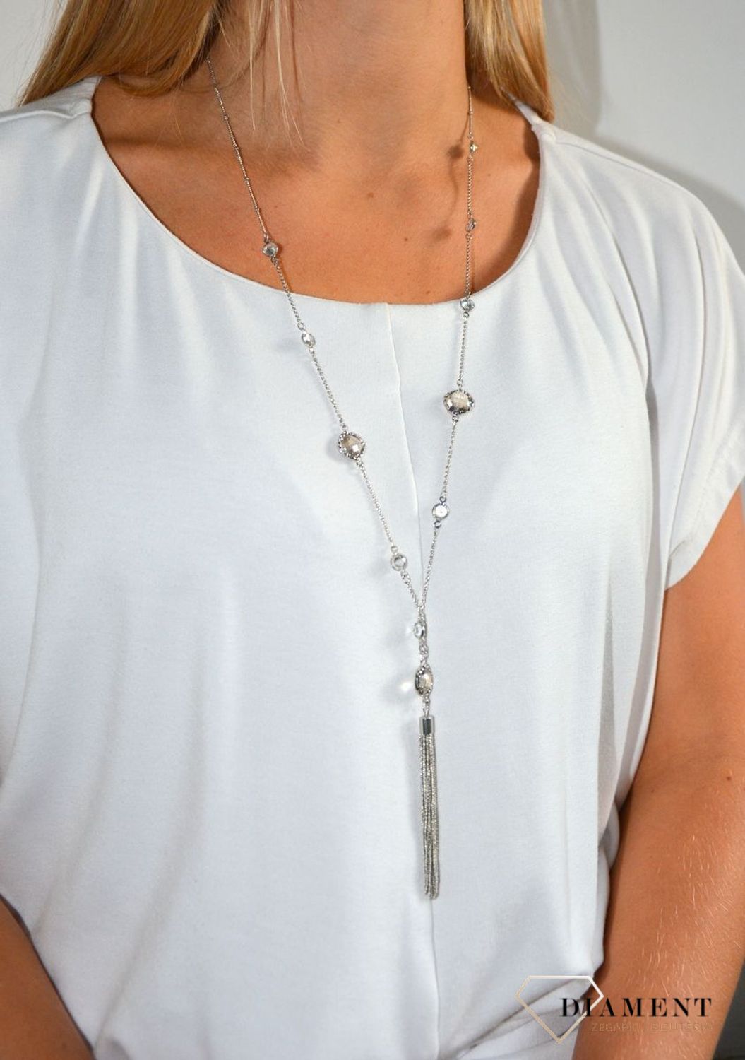 Naszyjnik długi damski srebrny z chwostem.jpg