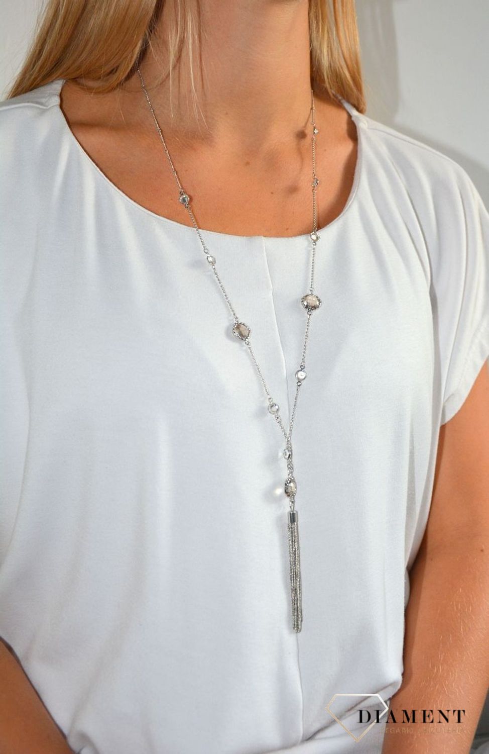 Naszyjnik długi damski srebrny z chwostem.jpg