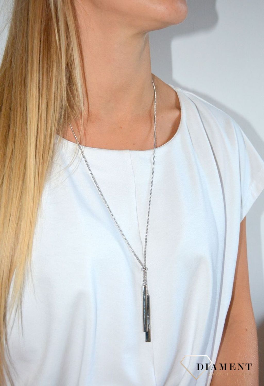 Naszyjnik damski srebrny z wiszącymi patyczkamib.jpg