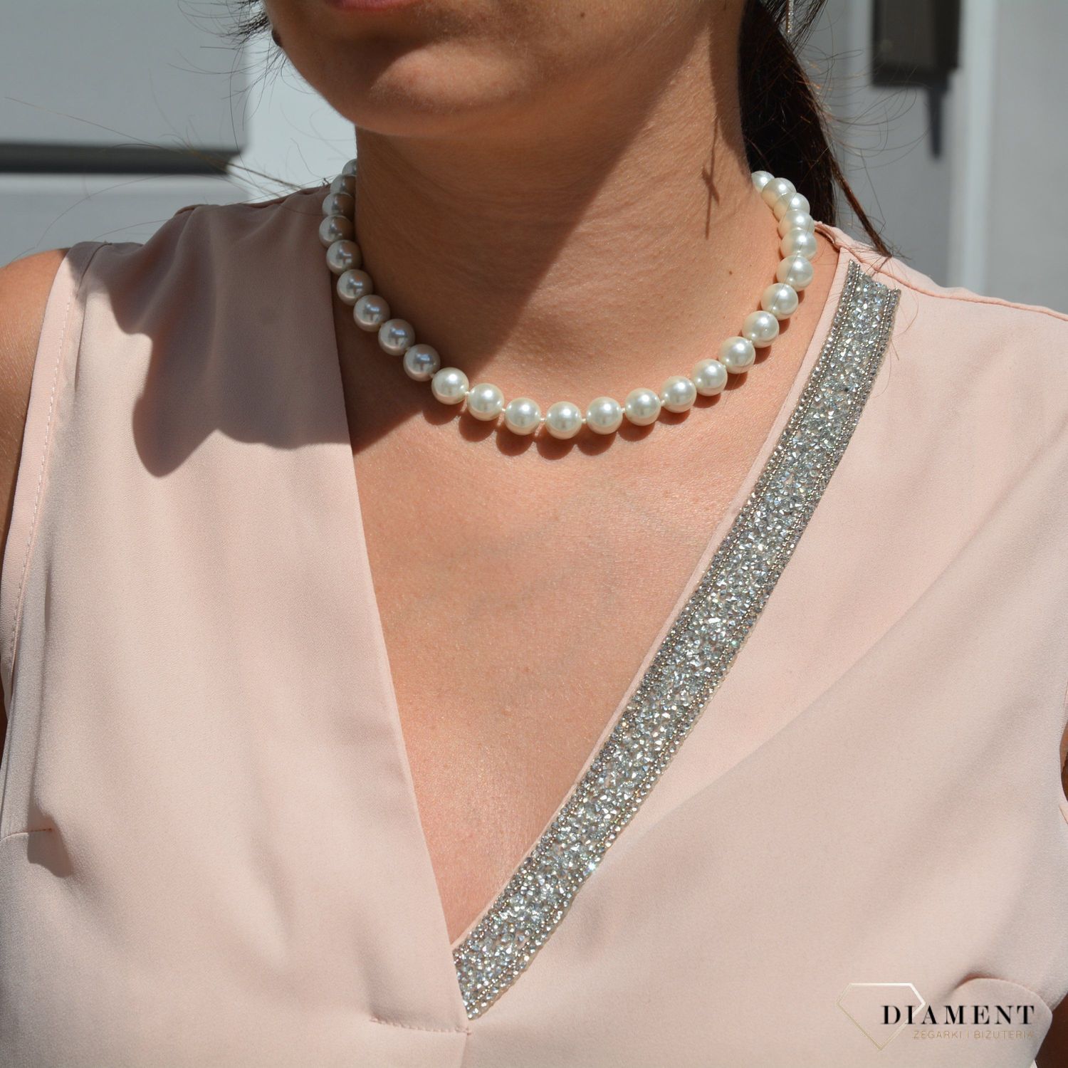 Naszyjnik damski z cyrkoniami i perłami.jpg