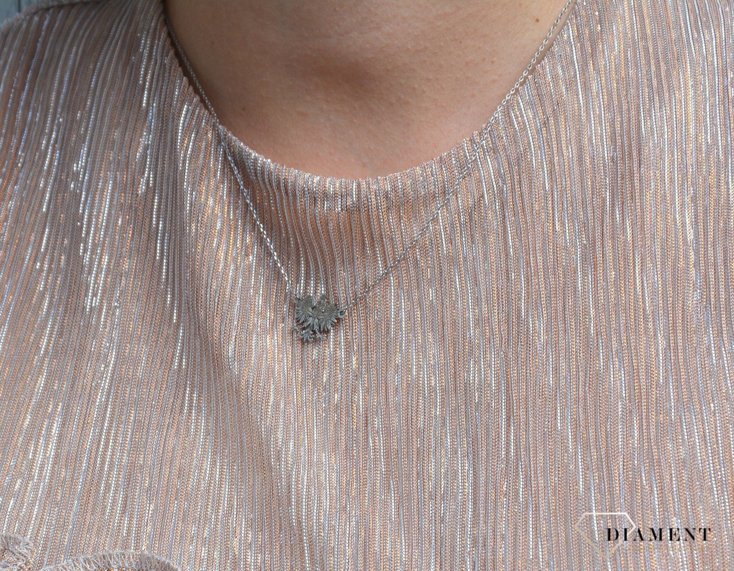 Naszyjnik celebrytka srebrny 925 orzełek b.jpg