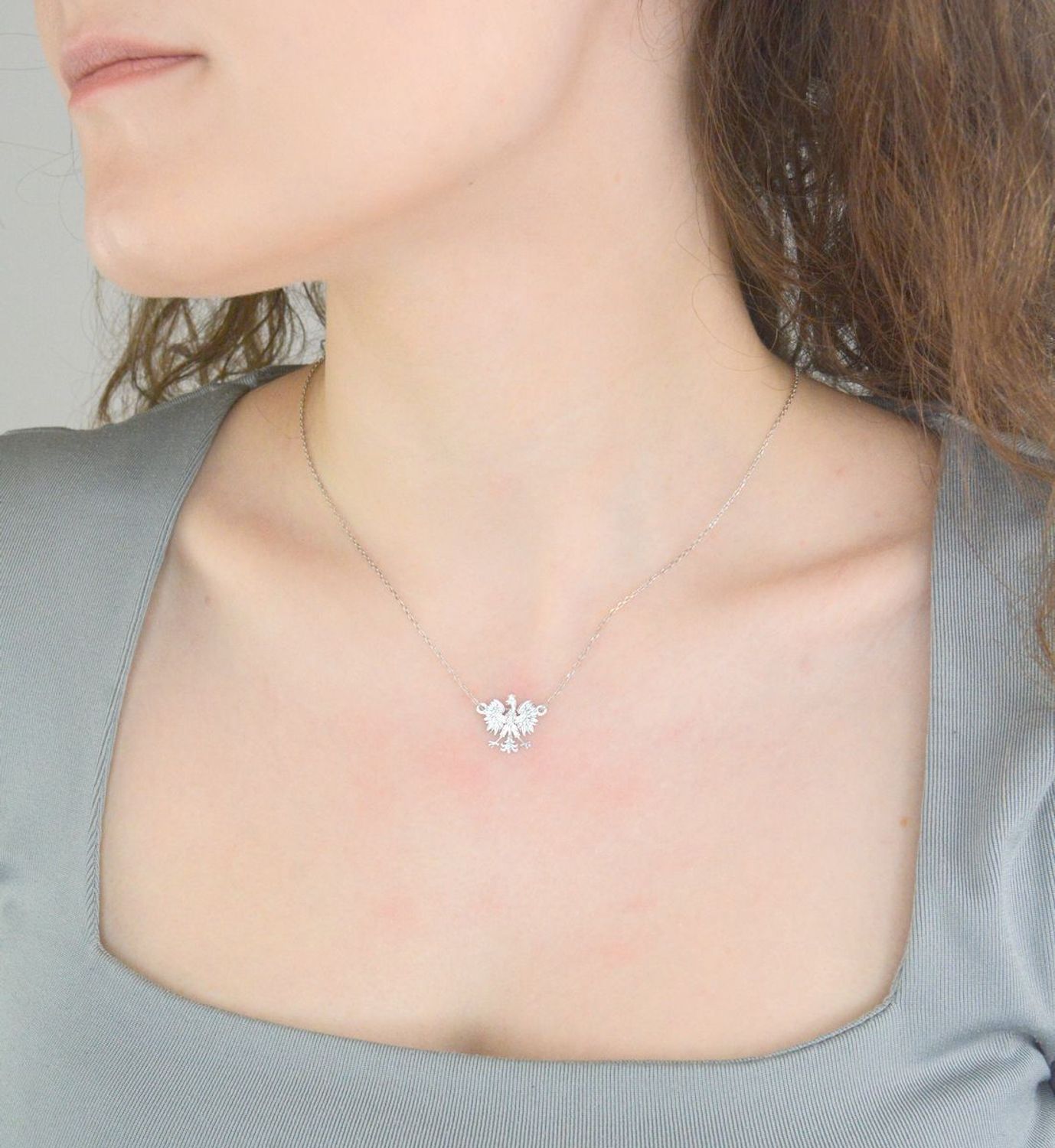 Naszyjnik celebrytka srebrny 925 orzełek b.jpg