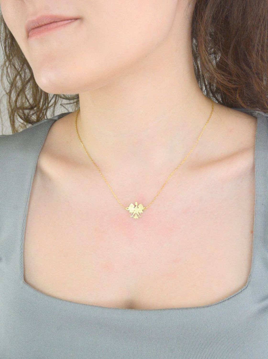 Naszyjnik damski celebrytka pozłacany orzełek.jpg