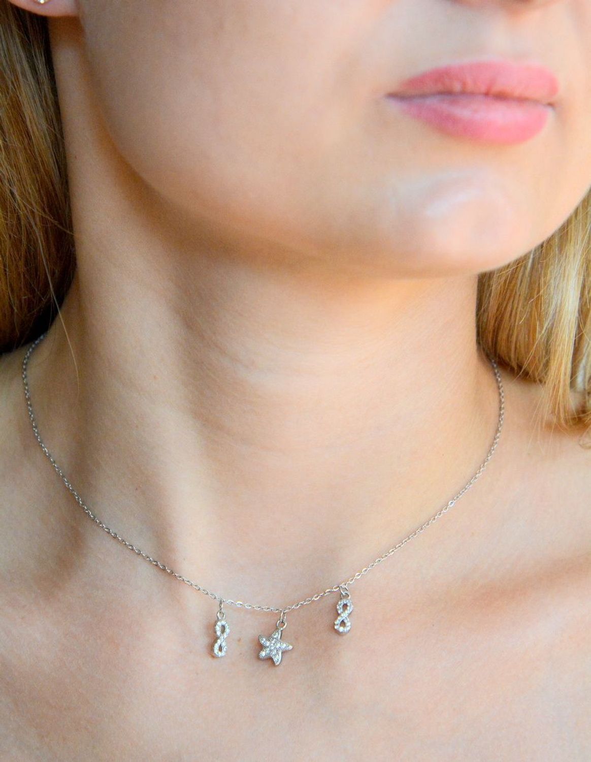 Srebrny naszyjnik damski celebrytka nieskończoność gwiazdka DIA-NSZ-10261-925. Naszyjnik srebrny damski. Naszyjnik srebrny z nieskończonością i gwiazdką. Srebrny naszyjnik celebrytka. Naszyjnik celebrytka idealny na prezent (1).jpg