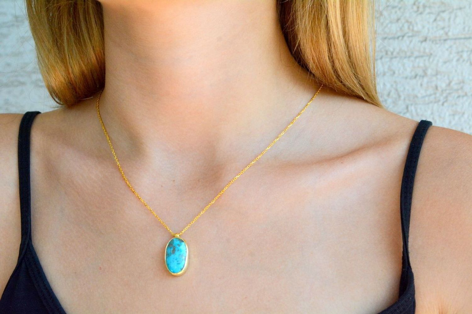 Srebrny naszyjnik damski pokryty złotem z dużym kamieniem DIA-NSZ-10318-925. Naszyjnik damski srebrny. Naszyjnik srebrny pozłacany. Naszyjnik z kamieniem. Naszyjnik z turkusem (1).jpg