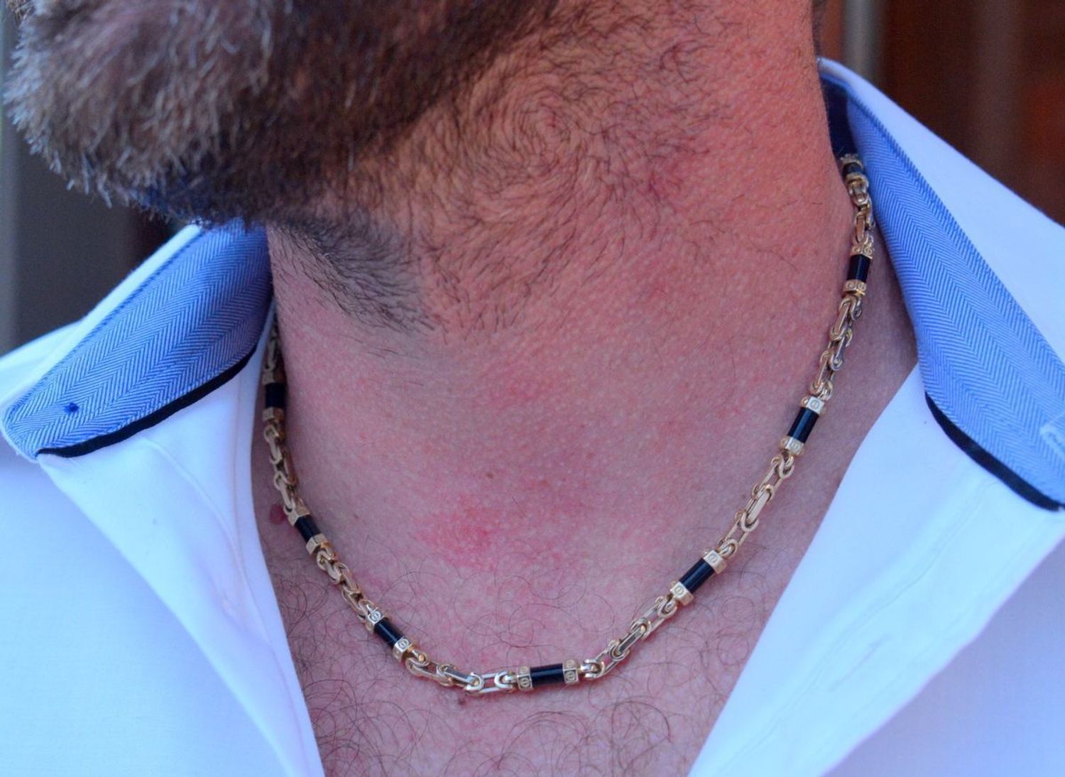 Złoty naszyjnik grube ogniwa królewski z onyksem Szanel DIA-NSZ-10995-585. Naszyjnik o długości 60 cm z gwoździem Chanel.jpg