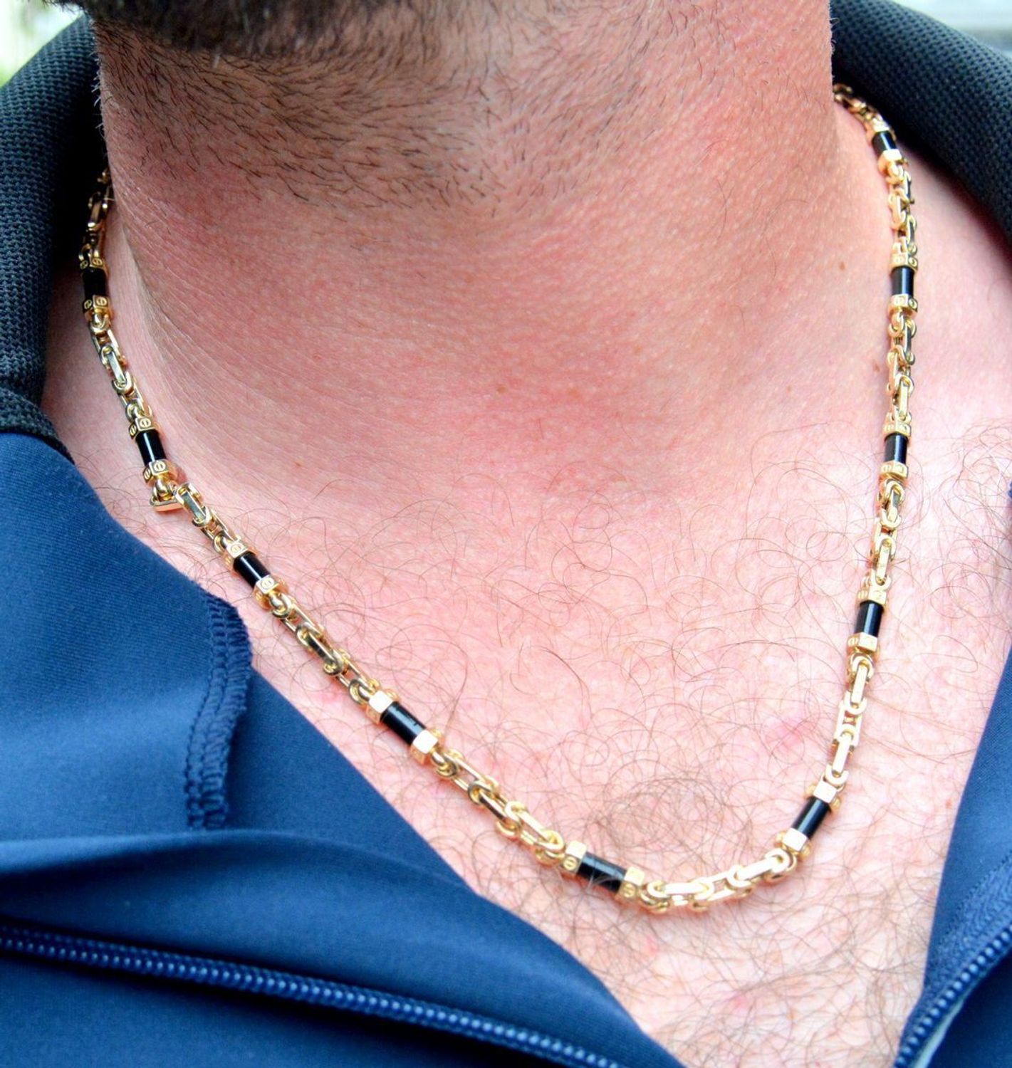 Złoty naszyjnik grube ogniwa królewski z onyksem Szanel DIA-NSZ-10995-585. Naszyjnik o długości 60 cm z gwoździem Chanel.jpg