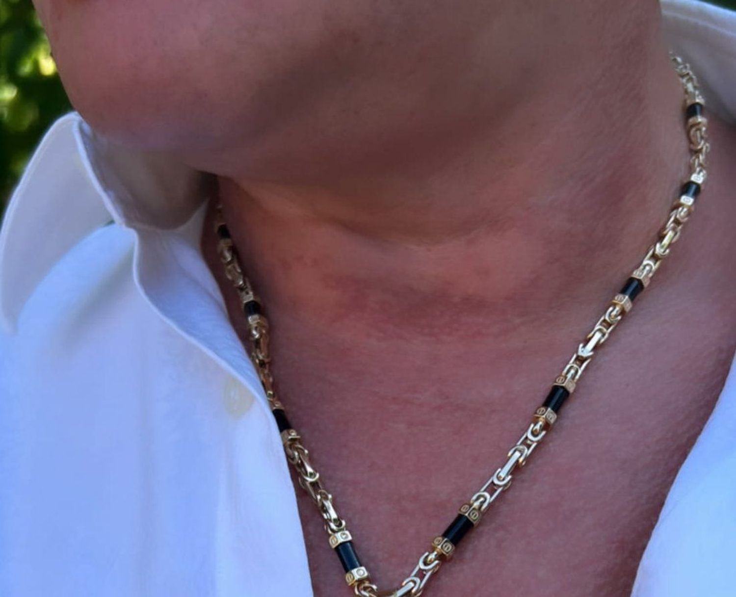 Złoty naszyjnik grube ogniwa królewski z onyksem Szanel DIA-NSZ-10995-585. Naszyjnik o długości 60 cm z gwoździem Chanel.jpg