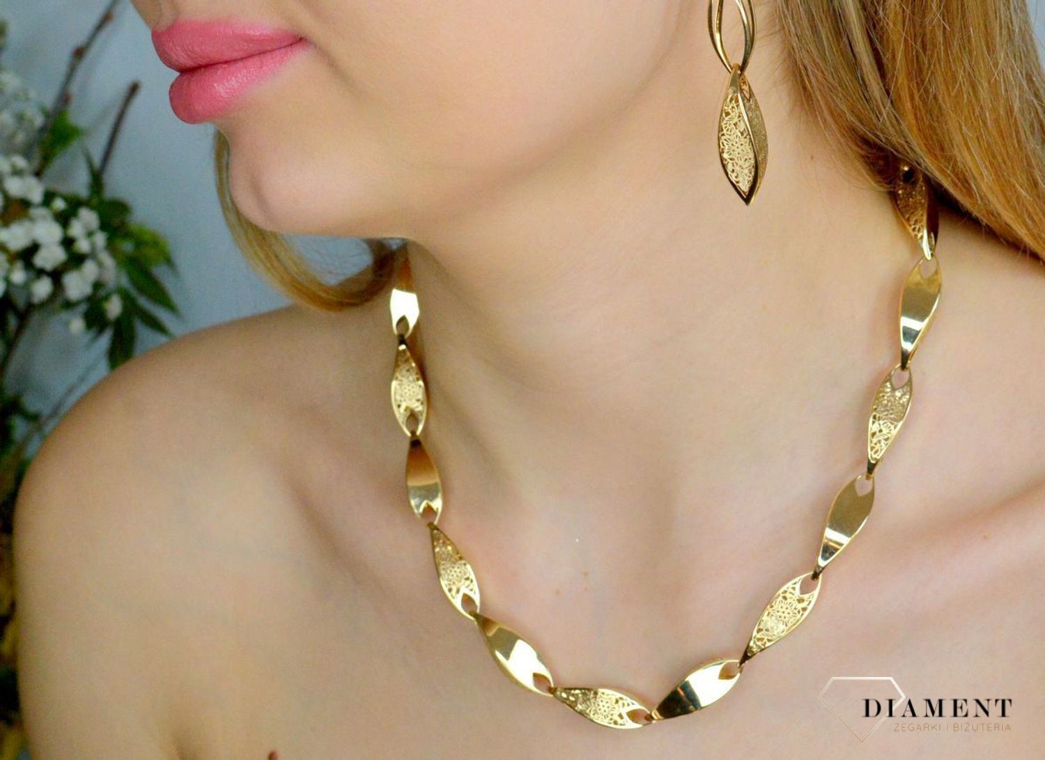 Naszyjnik damski złoty. Złoty naszyjnik damski ankier. Złoty naszyjnik damski z kuleczkami. Naszyjnik damski złoty na prezent.Naszyjnik damski złota celebrytka..jpg