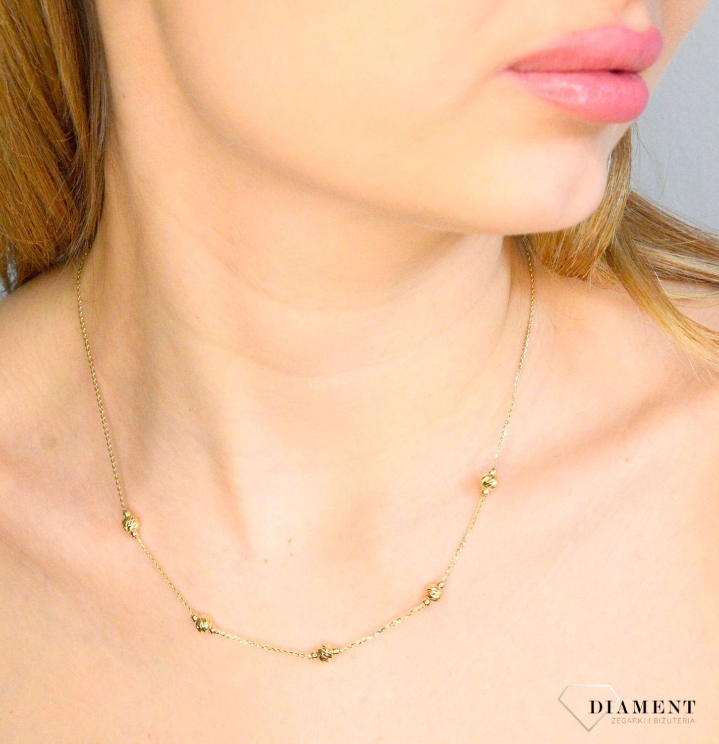 Złoty naszyjnik damski 585 celebrytka z kuleczkami DIA-NSZ-11305-585. Naszyjnik damski złoty. Złoty naszyjnik damski ankier. Złoty naszyjnik damski z kuleczkami. Naszyjnik damski złoty na prezent.Naszyjnik damski złota celeb (1).jpg