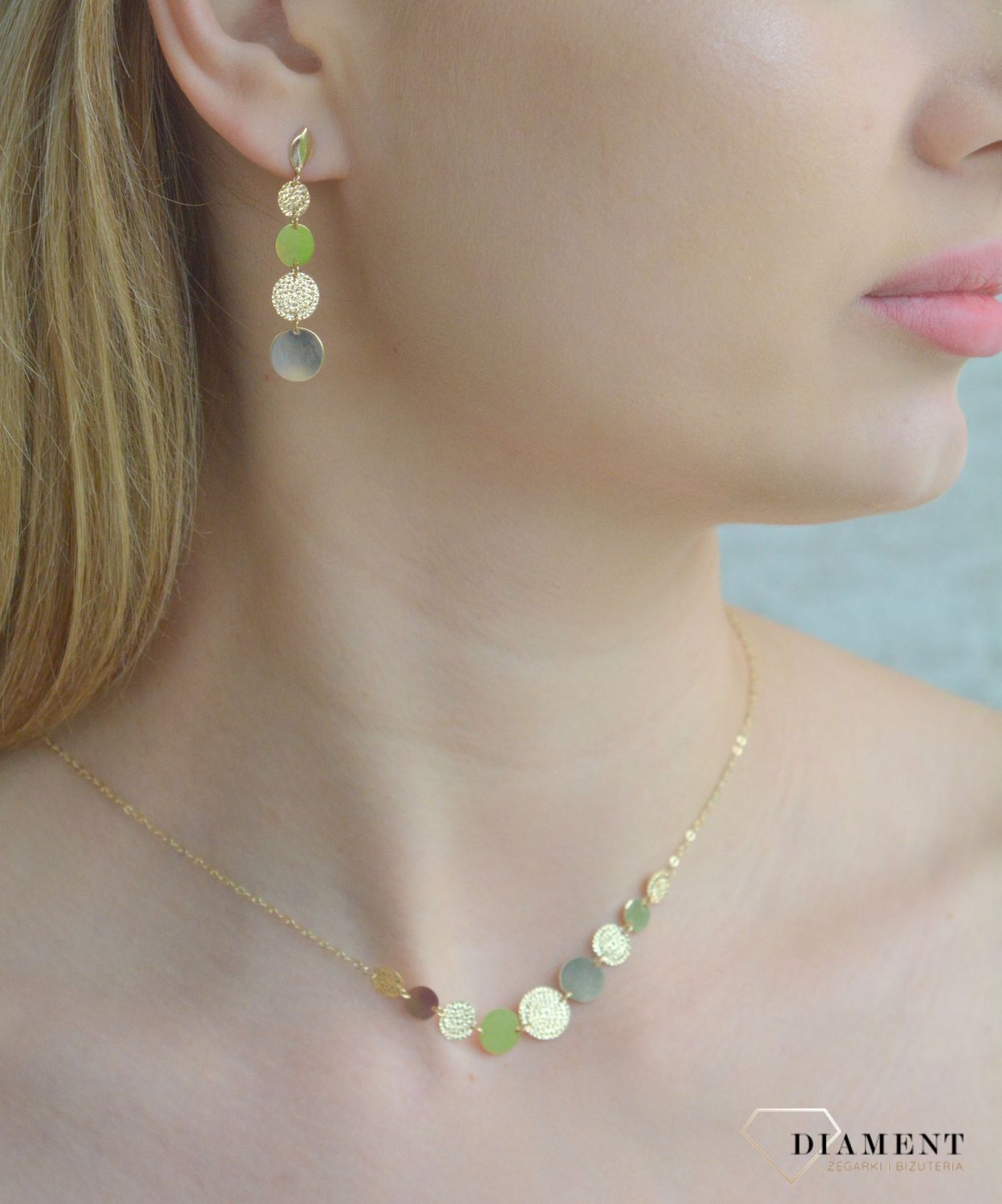 Złoty naszyjnik damski 585 płaskie kółeczka DIA-NSZ-11351-585. Naszyjnik złoty damski. Złoty naszyjnik damski 585. Złoty naszyjnik idealny na prezent dla kobiety.  (1).jpg