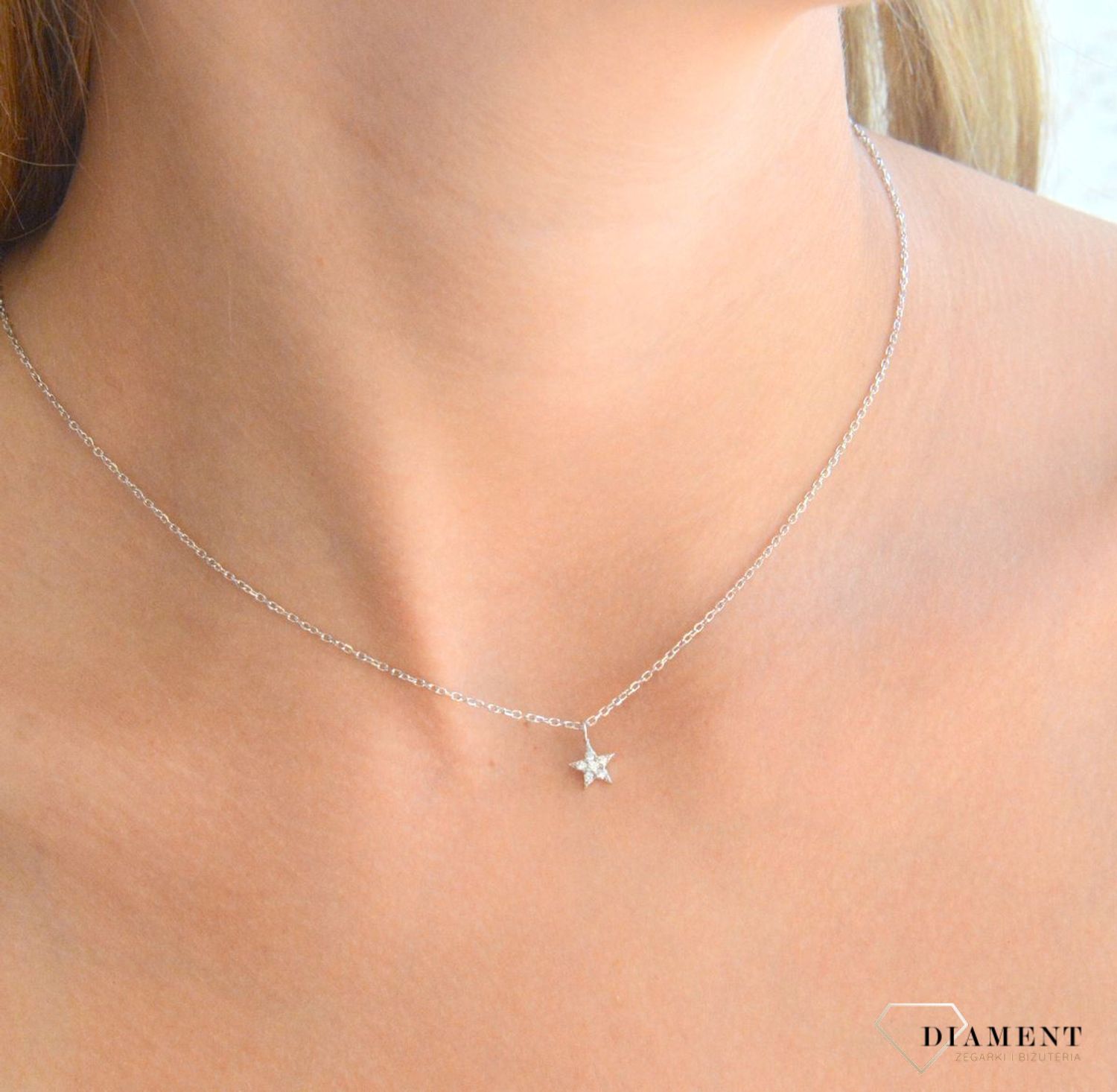 Srebrny naszyjnik damski 92 celebrytka z gwiazdką 45 cm DIA-NSZ-11655-925 (1).jpg