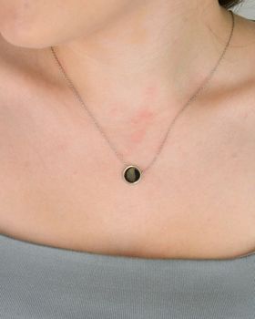 Naszyjnik stalowy z kółkiem i czarnym onyksem. Długość 47 + 3 cm, zapięcie na karabińczyk. Model DIA-NSZ-11667-STAL – elegancka biżuteria na każdą okazję (2).JPG