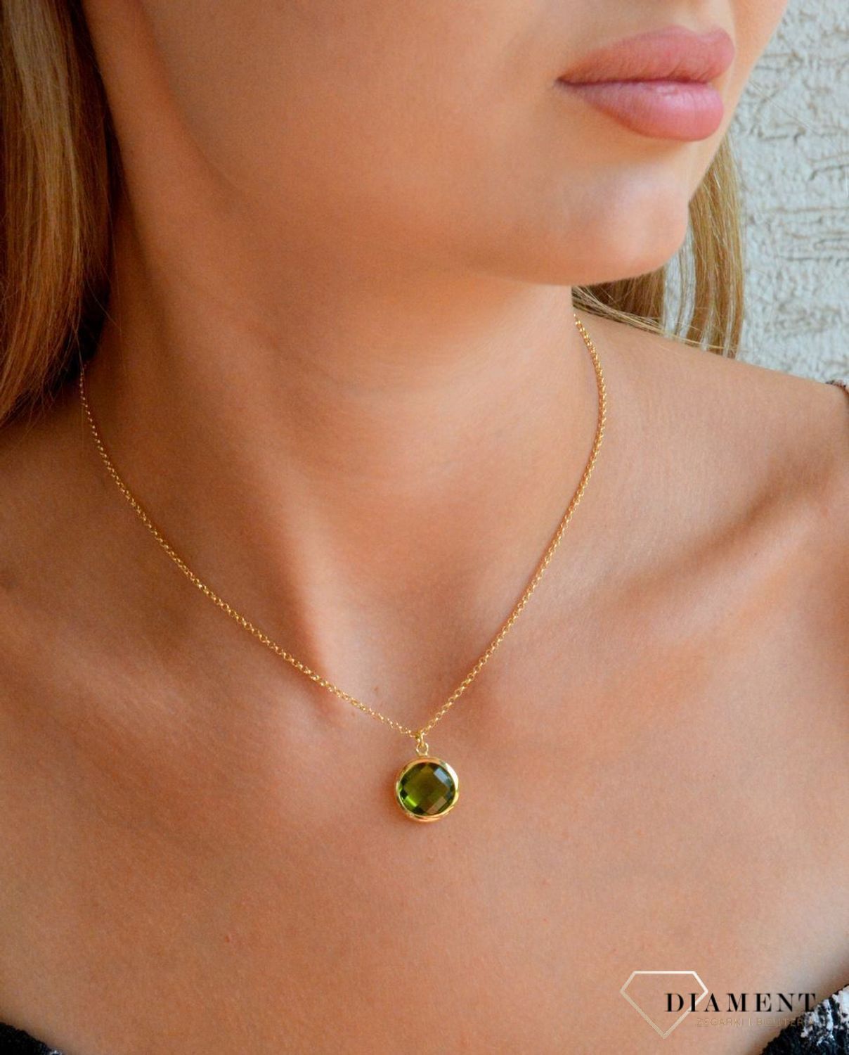 Srebrny naszyjnik damski pokryty złotem okrągła zielona cyrkonia DIA-NSZ-11694-925 (2).jpg
