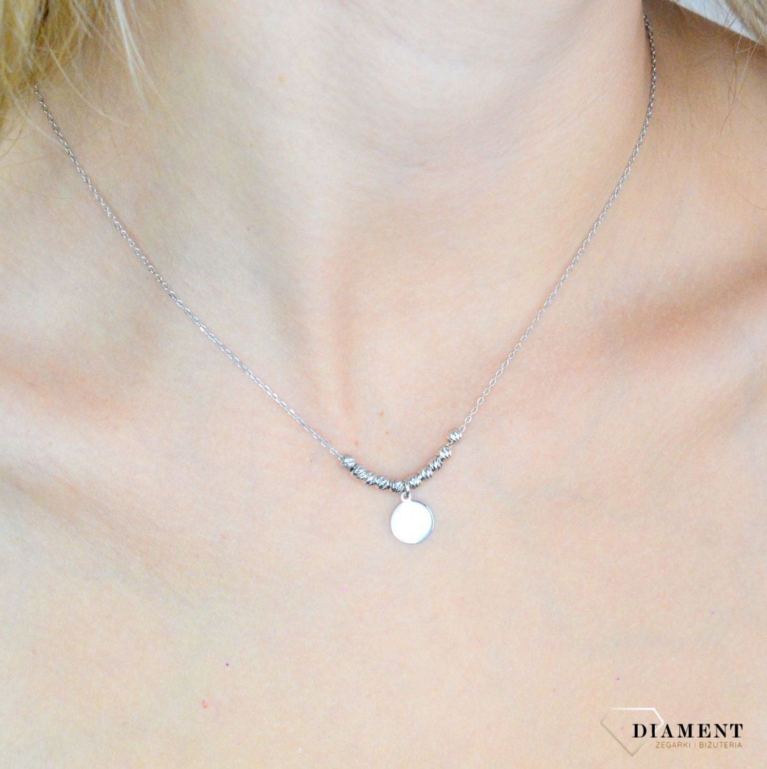 Srebrny naszyjnik damski 925 celebrytka z kuleczkami DIA-NSZ-11766-925. Srebrny naszyjnik damski. Naszyjnik srebrny celebrytka. Naszyjnik srebrny damski z kuleczkami. Srebrny naszyjnik dla kobiety na prezent..jpg