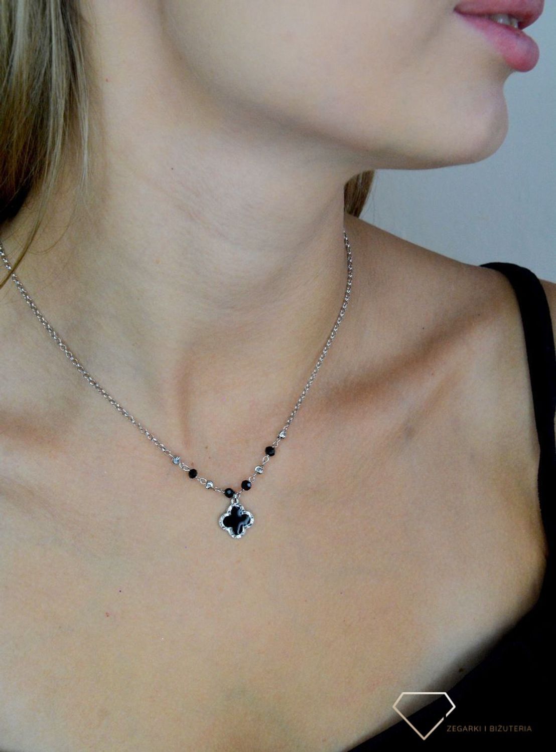 Srebrny naszyjnik damski 925 celebrytka z koniczyną DIA-NSZ-11778-925 (2).jpg
