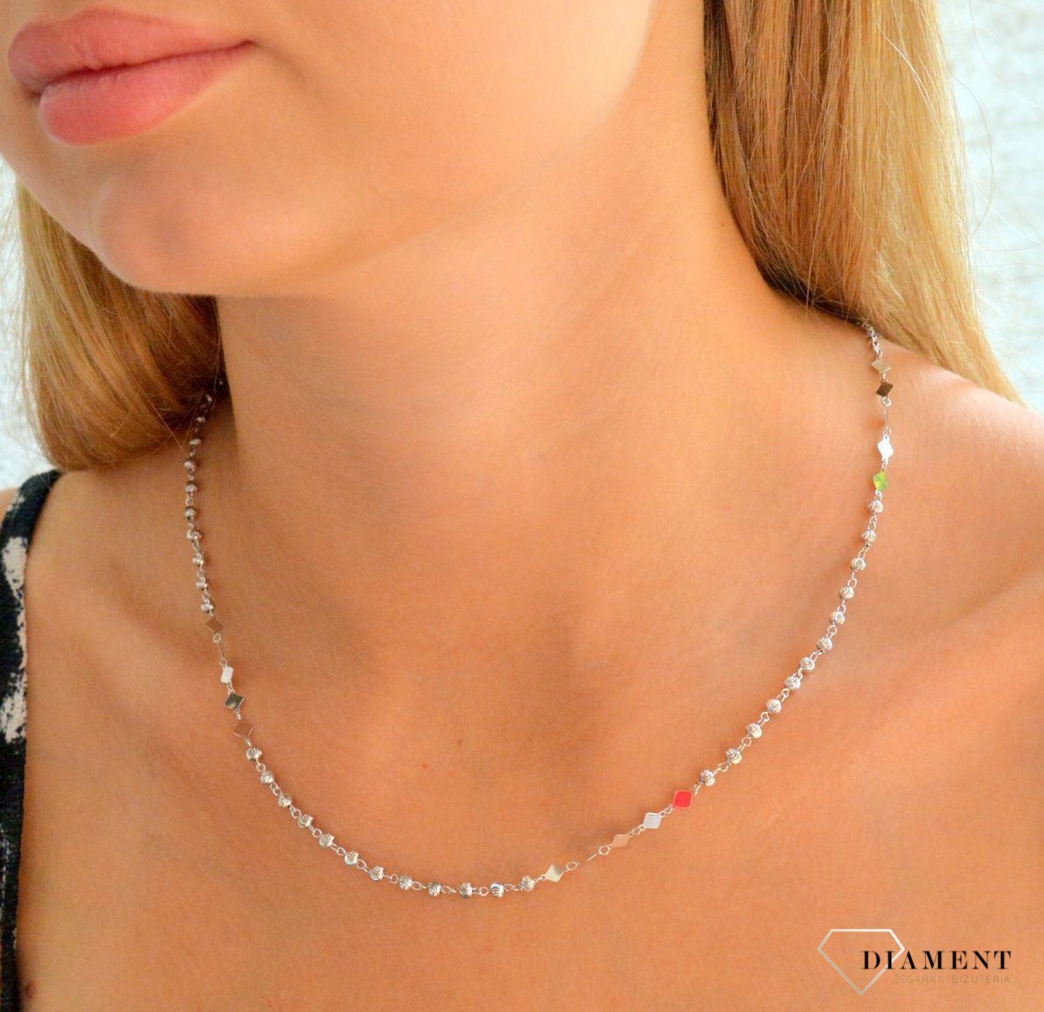 Srebrny naszyjnik damski 925 ozdobny łańcuszek z kuleczek i kwadratów DIA-NSZ-11779-925 (2).jpg