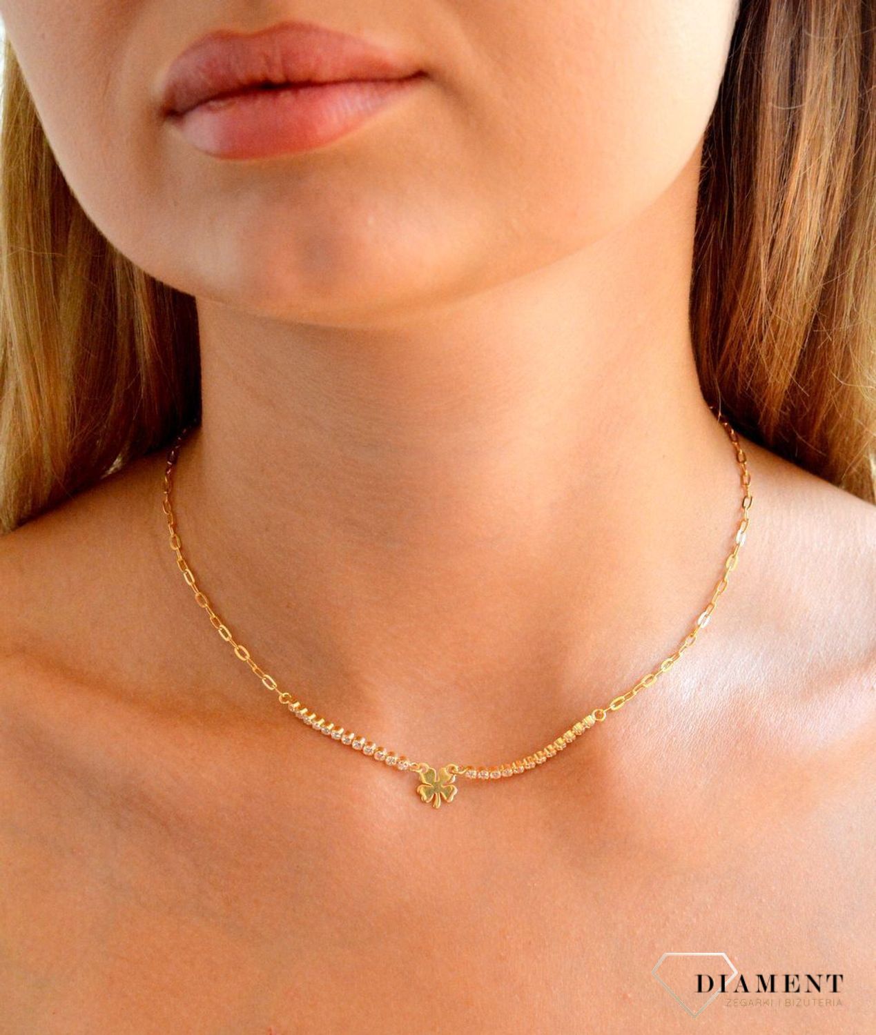 Srebrny naszyjnik damski 925 z wiszącą koniczyną i paskiem cyrkonii pokryta złotem DIA-NSZ-11783-925 (3).jpg