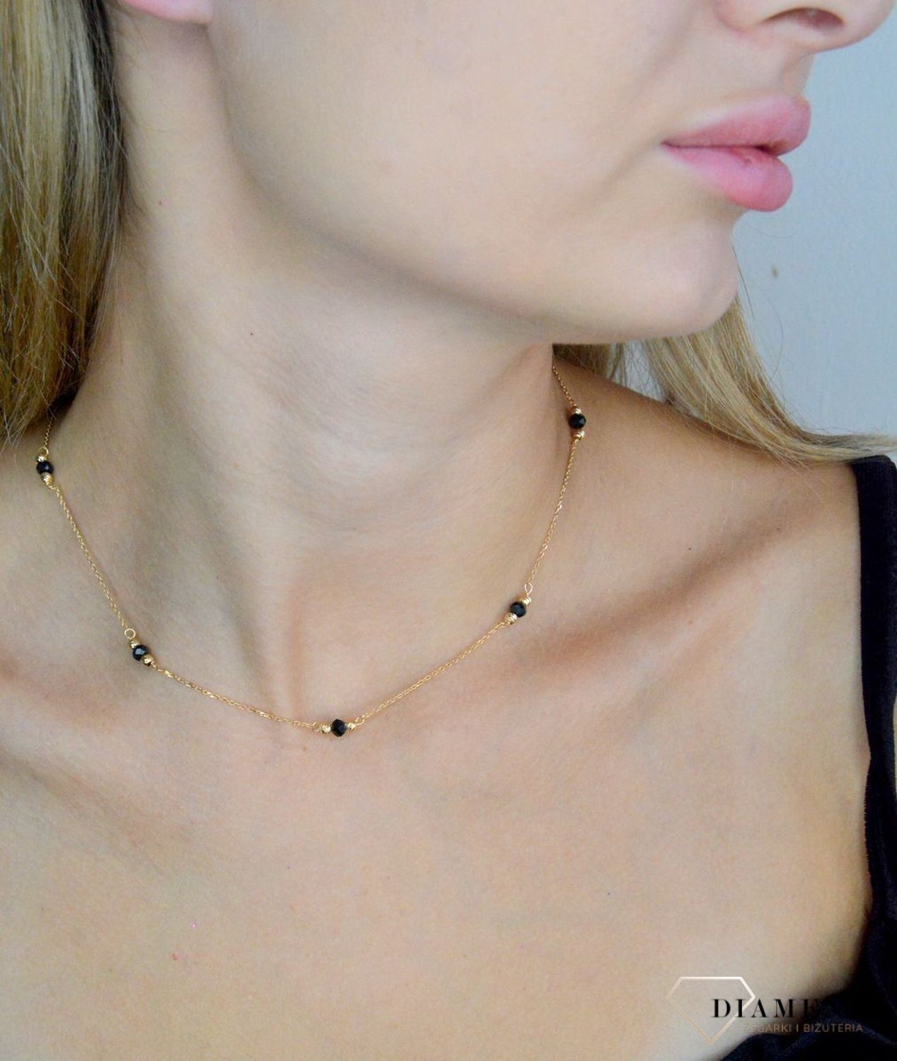 Srebrny naszyjnik damski 925 pozłacana celebrytka z kulkami i czarnymi koralikami DIA-NSZ-11787-925 (2).jpg