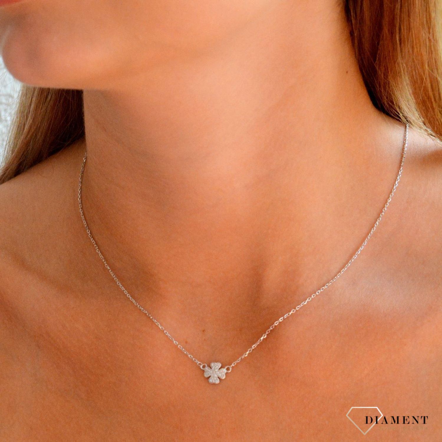 Srebrny naszyjnik damski 925 celebrytka z koniczynką DIA-NSZ-11890-925 (2).jpg