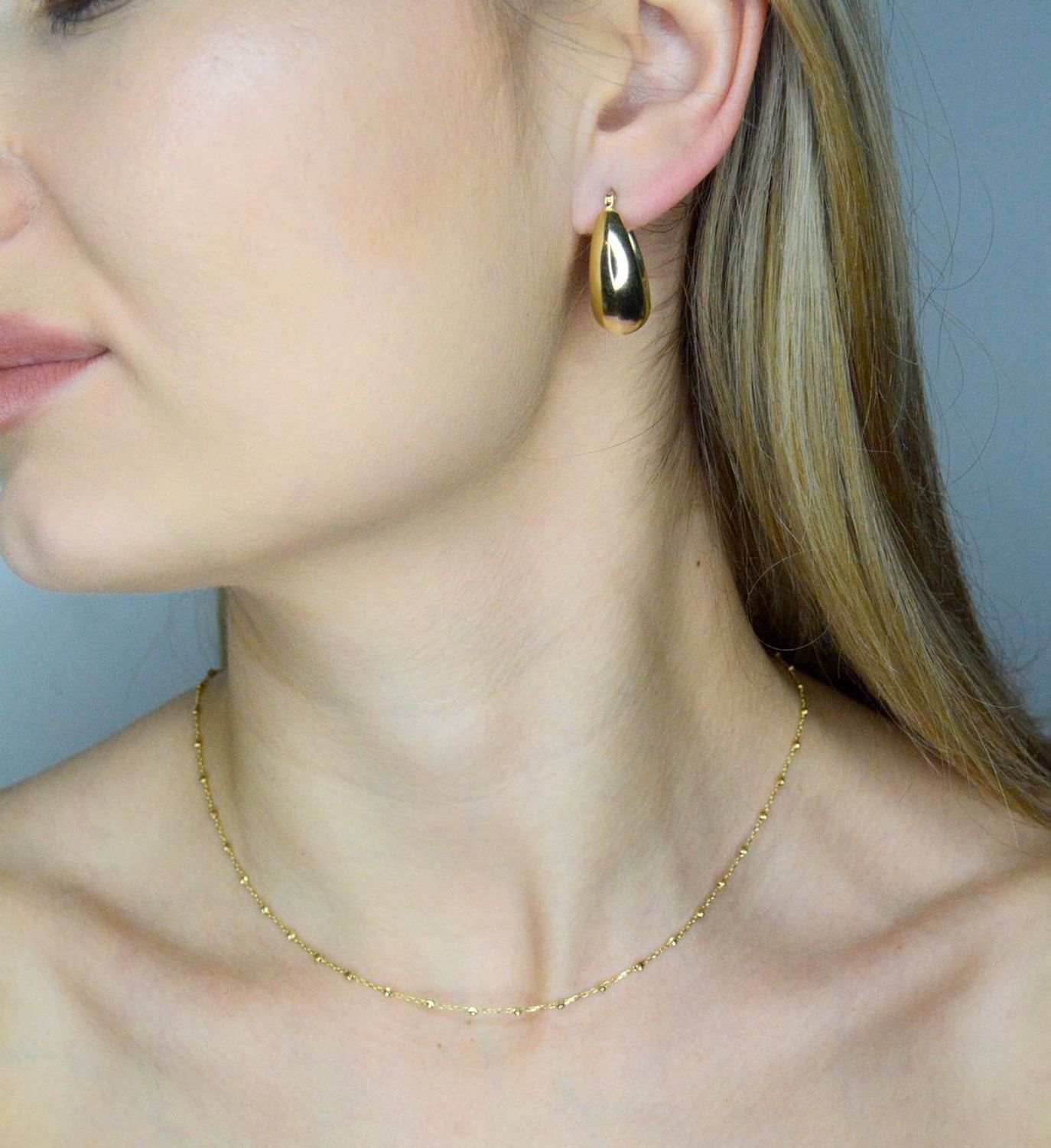 Naszyjnik złoty choker złoty z diamentowanymi kuleczkami i serce próba 585, DIA-NSZ-12165-585  Delikatny naszyjnik wykonany z najwyższej jakości złota próby 585. Łańcuszek z grawerowanymi.jpg