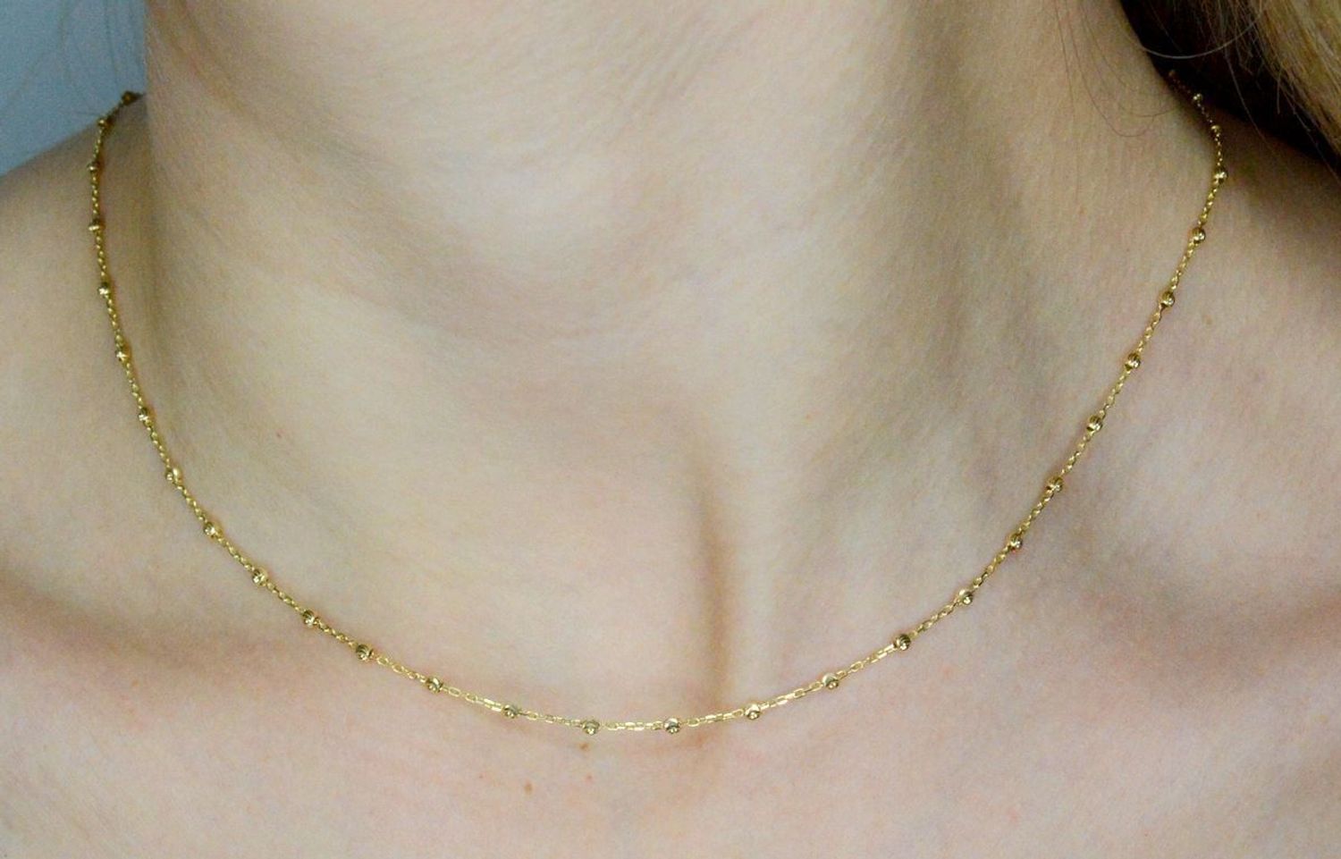 Naszyjnik złoty choker złoty z diamentowanymi kuleczkami i serce próba 585, DIA-NSZ-12165-585  Delikatny naszyjnik wykonany z najwyższej jakości złota próby 585. Łańcuszek z grawerowanymi.jpg