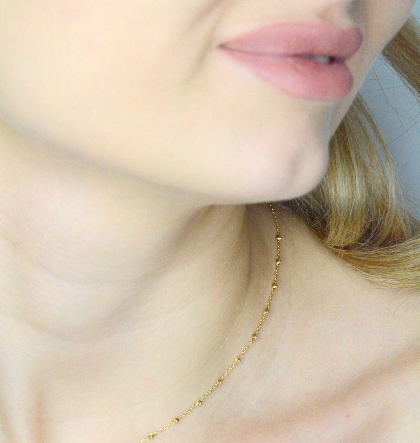 Naszyjnik złoty choker złoty z diamentowanymi kuleczkami próba 585, DIA-NSZ-12168-585  Delikatny naszyjnik wykonany z najwyższej jakości złota próby 585. Łańcuszek z grawerowanymi.jpg