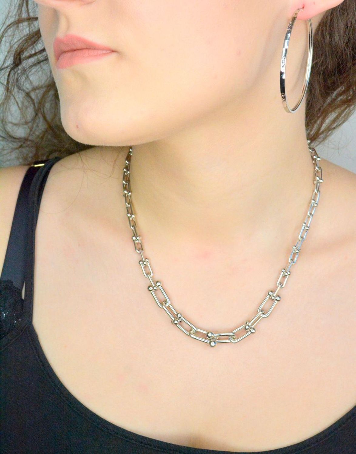 Srebrny naszyjnik damski 925 spinacze DIA-NSZ-12244-925. Srebrny naszyjnik damski. Srebrny naszyjnik celebrytka damska. Srebrna celebrytka z modnym wzorem. Naszyjnik damski na prezent (2).jpg