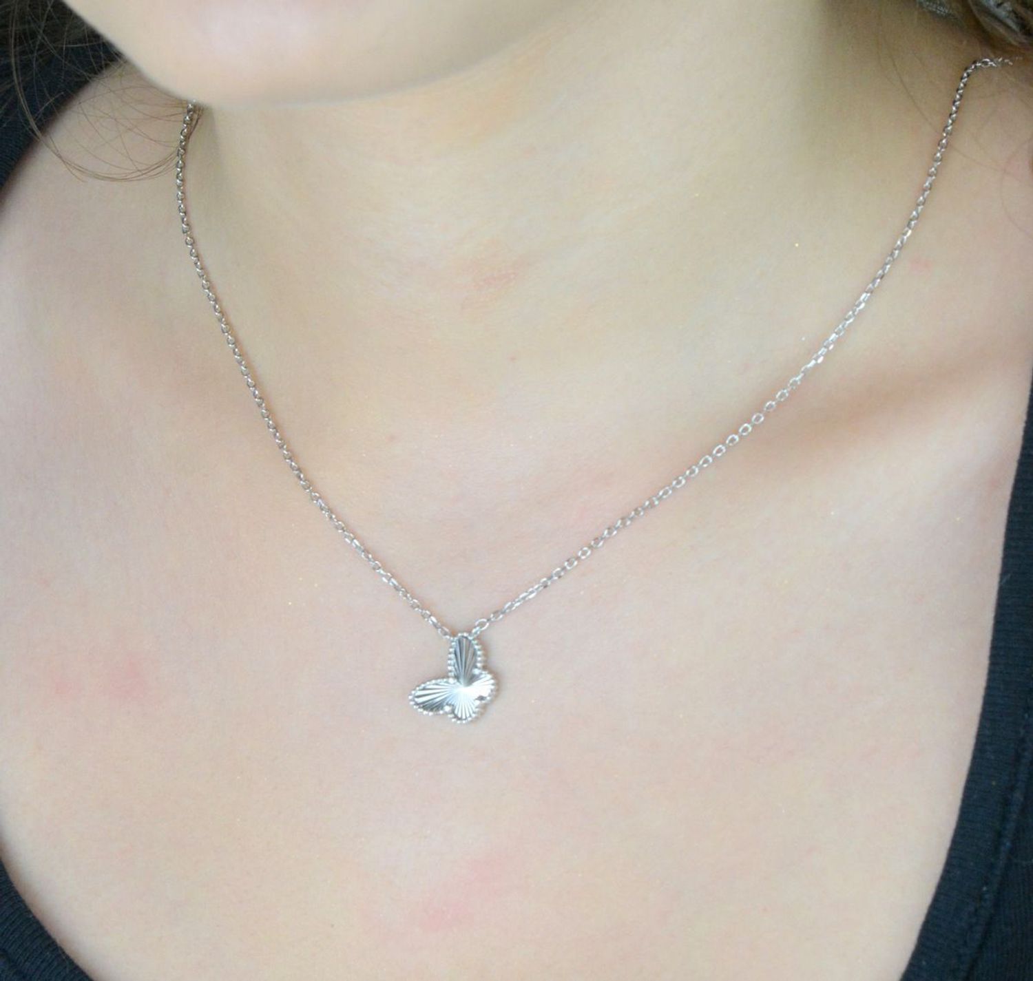 Srebrny naszyjnik damski celebrytka 925 z motylem DIA-NSZ-12250-925.jpg